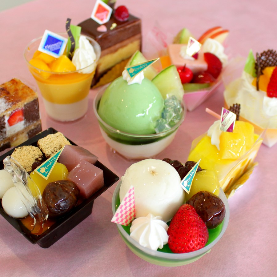 和洋菓子榎屋　季節のケーキ